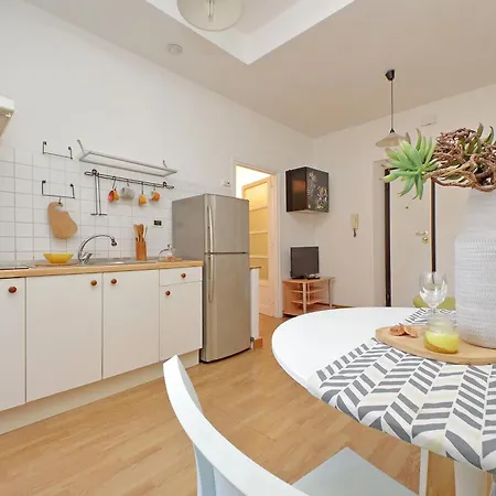 San Pietros Flat By Domusdimore