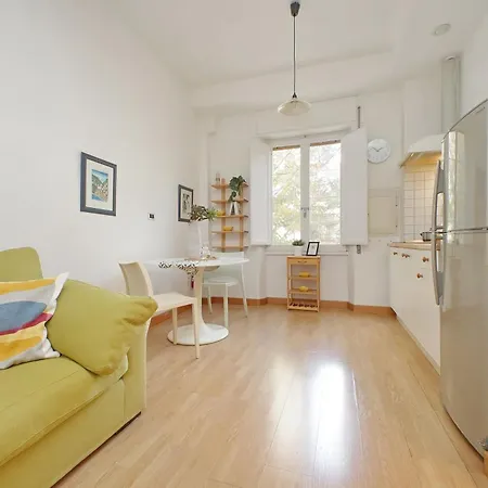 San Pietros Flat By Domusdimore Daire *