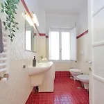 San Pietros Flat By Domusdimore Apartment